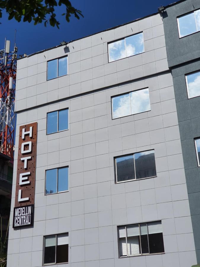 Hotel Medellin Central Exterior photo